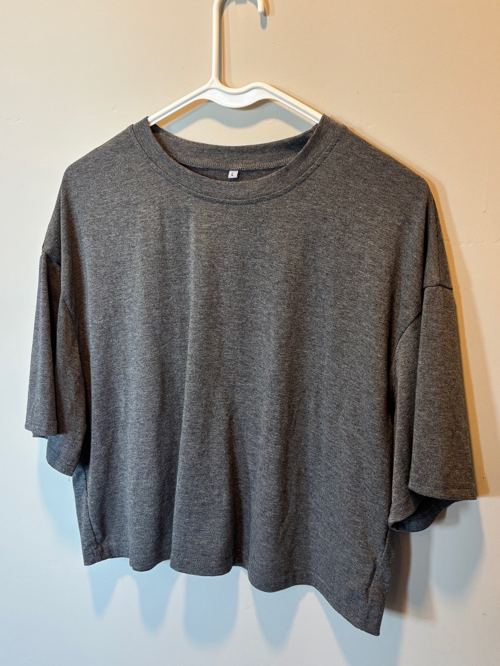 Basic Gray Loose Crop Tshirt Size large